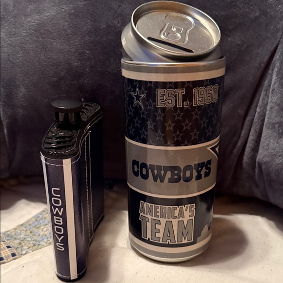 Dallas Cowboys Flask and Can Coin Bank Set - Picture 3 of 3